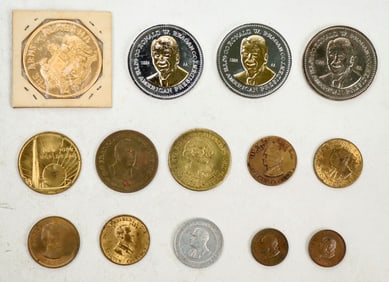 Political Medals (14) [196465]
