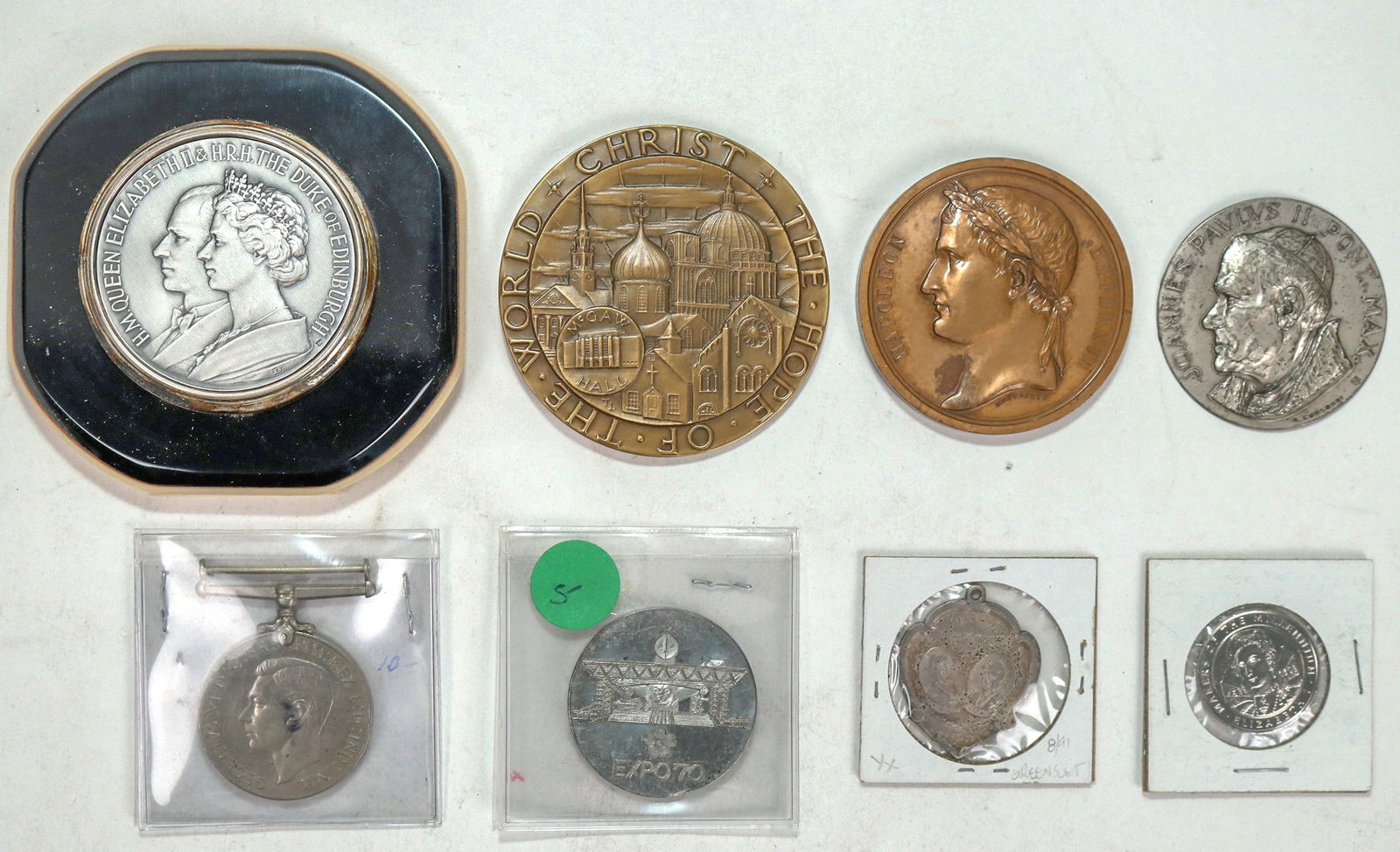 Foreign Medal Collection (8) [196198] (1 of 3)