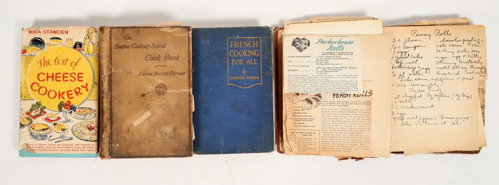 Vintage Cookbooks (4) [198705]