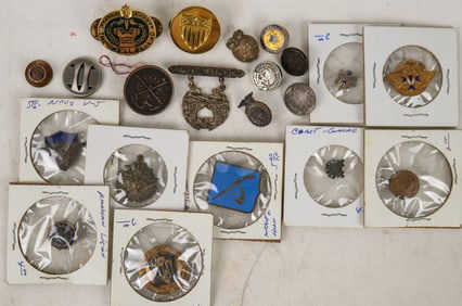 Military/Fraternal Related Pinbacks [195231]