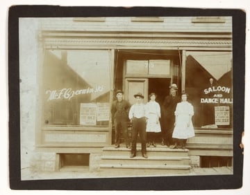 Czerwinski Saloon and Dance Hall Photo 1907  [197244]