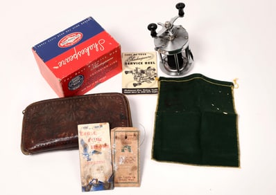 Shakespeare 1946 FA Baitcasting Reel and Vintage Flies with Leather Case [186109]