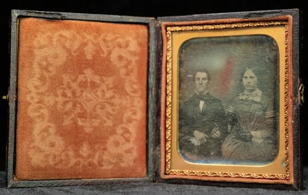 Daguerreotype of Husband and Wife [190222]