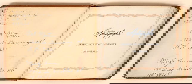 Pro Wrestler's Autograph Book [190655]