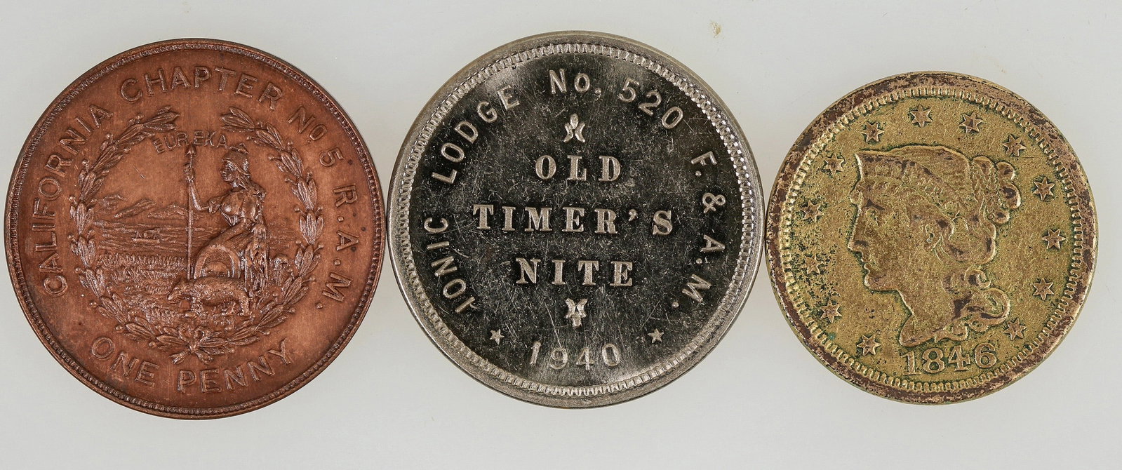 Masonic Tokens (3) [199847]: Lot of three: 1) 1940 Old Timers Nite Ionic Lodge No. 520. 2) 1955 San Francisco Chapter. 3) 1846 Liberty Head obverse; Kilwinning Charter No. 97 R.A.M. reverse. ^ Date: Country (if not USA): State: C