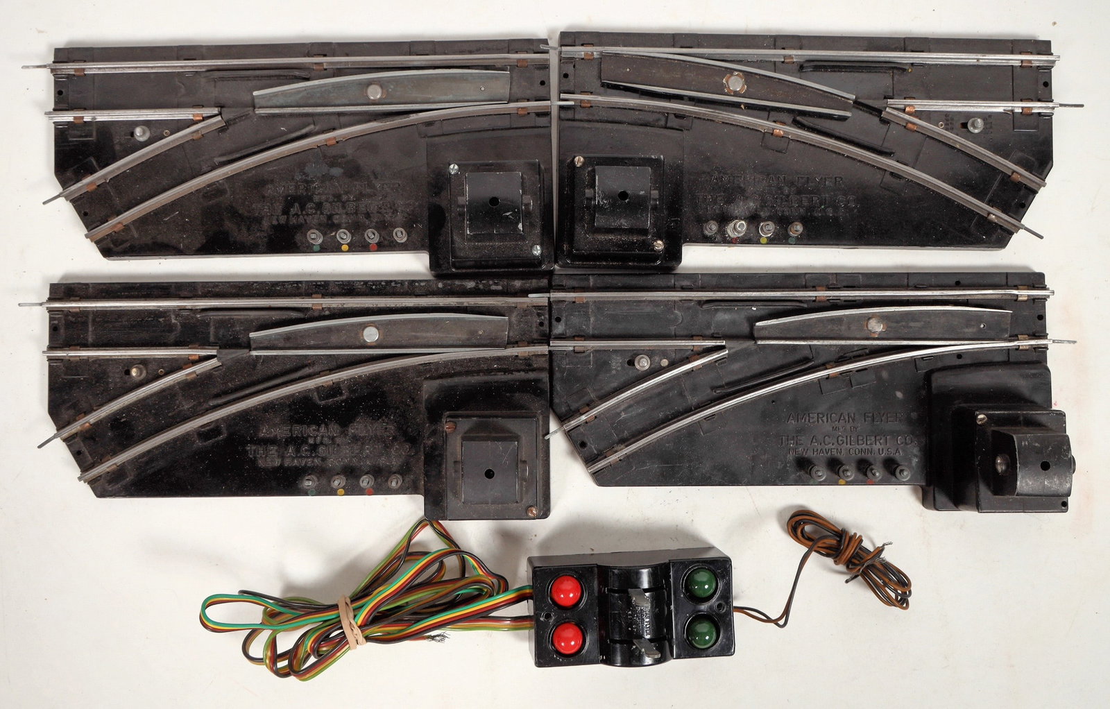 American Flyer Track Switches And Controller [183888]: Lot of 5. Two pair of right and left track remote control track switches w/ one controller, in original box with instructions. Switches and controller C6-7. Box P5.^Date: 1950-60'sCountry (if not USA)