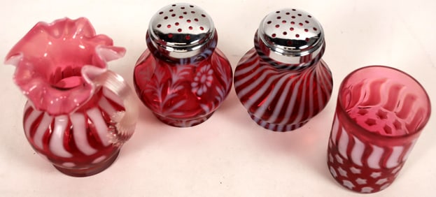 Pink/White Glass Group, 4 [190791]