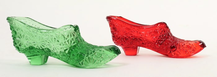 Red and Green Glass Candy Glass Shoes  [190578]