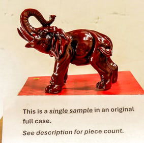 Resin Elephants, 24 [196216]