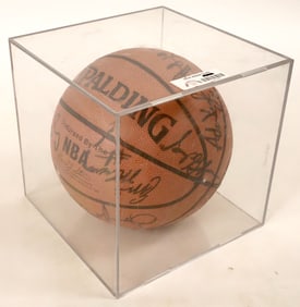 Atlanta Hawks 1993-94 Signed Basketball [187726]