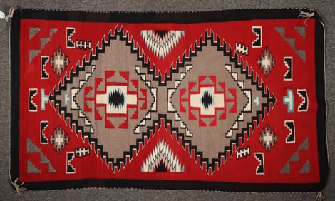 Red Mesa Native American Rug [203558]
