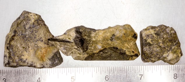 Lake County California Raw, Uncut Gold in Quartz Specimens, 87.5 grams [204034]