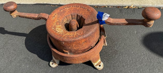 Denver Fireclay Weatherhead Crusher [203552]