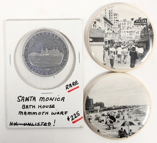 Amusement Park Souvenirs - 2 Mirrors, 1 Medal [190675]