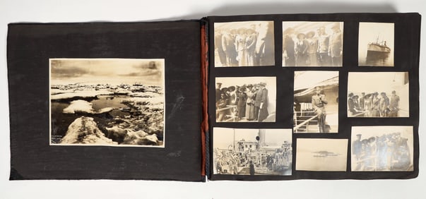Alaska Vintage Photographs Album [204690]
