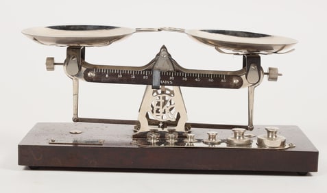 Eastman Kodak Studio Balance Scale [204981]