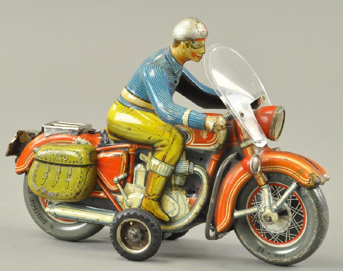 TIPPCO SOLO RIDER ON CYCLE (1 of 3)