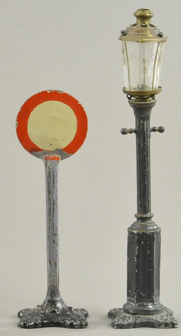 ROCK AND GRANER SIGNAL AND LAMP POST (1 of 2)