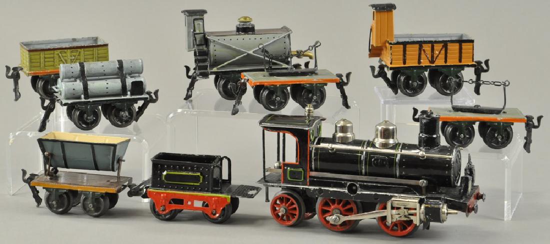 MARKLIN 'O' GAUGE HAND PAINTED FREIGHT SET (1 of 2)