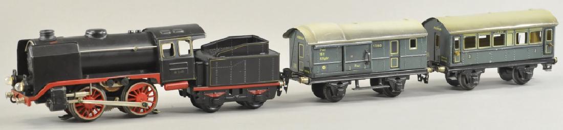 MARKLIN ELECTRIC 0-4-0 LOCOMOTIVE SET (1 of 2)