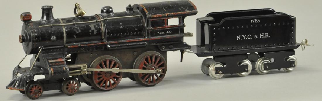IVES NO. 40 CLOCKWORK 4-4-0 LOCOMOTIVE (1 of 2)