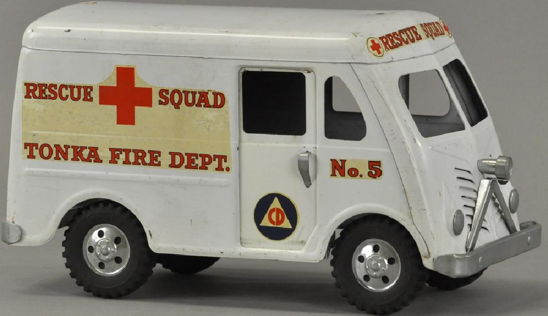 TONKA RESCUE SQUAD TRUCK: Bertoia BASICS Online: TONKA RESCUE SQUAD TRUCK 12" l.