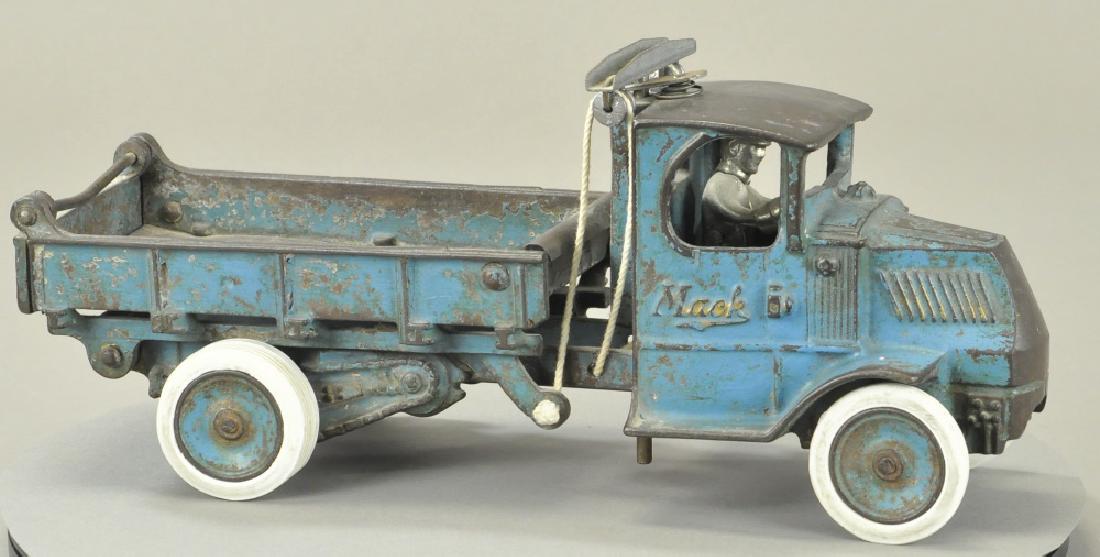 ARCADE MACK T-BAR DUMP TRUCK (BLUE) (1 of 4)