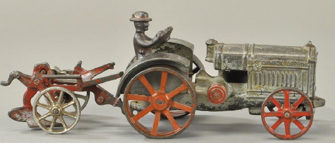 ARCADE MCCORMICK DEERING TRACTOR & PLOW (1 of 3)