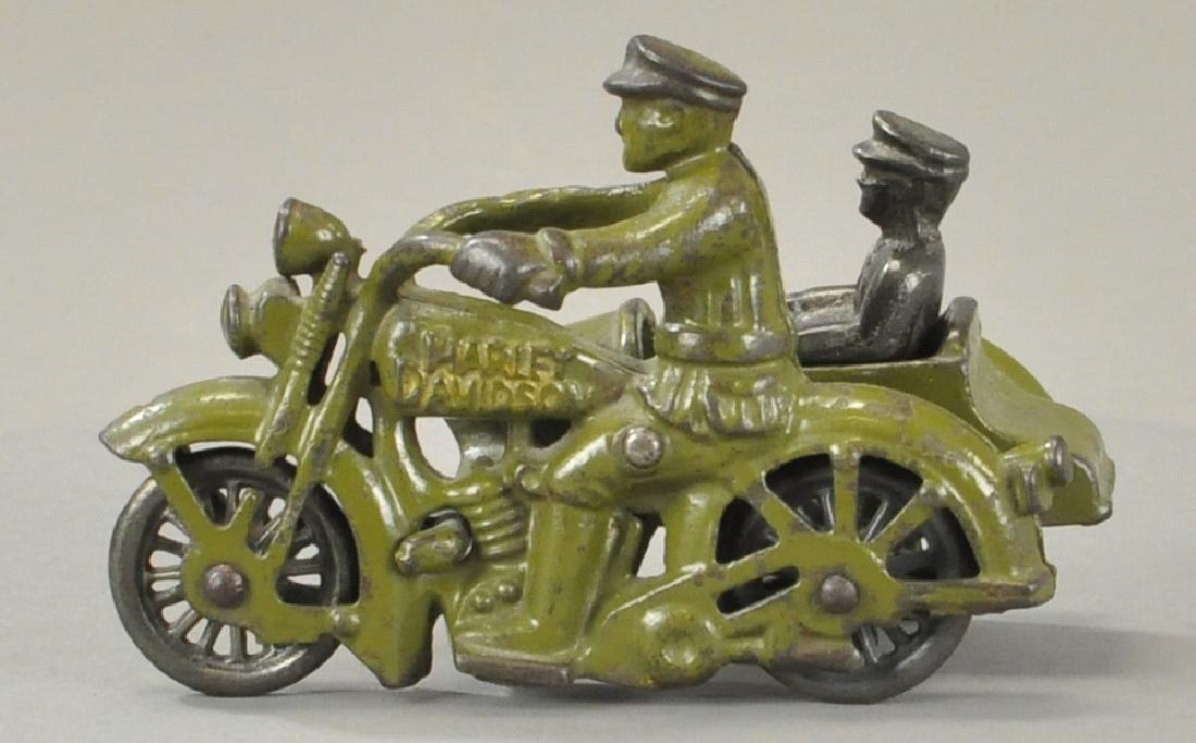 HUBLEY HARLEY DAVIDSON WITH SIDECAR (1 of 3)