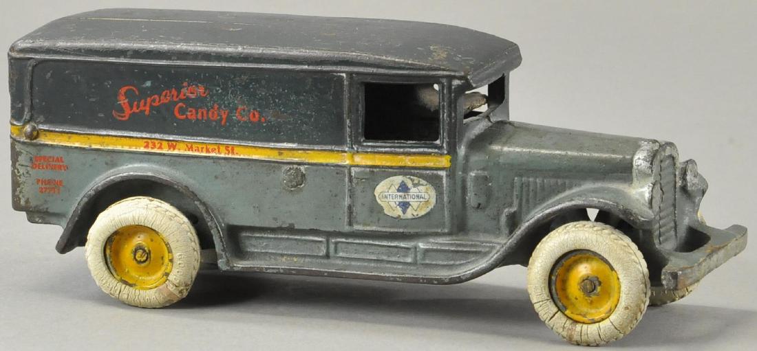 ARCADE INTERNATIONAL "SUPERIOR CANDY" TRUCK (1 of 3)