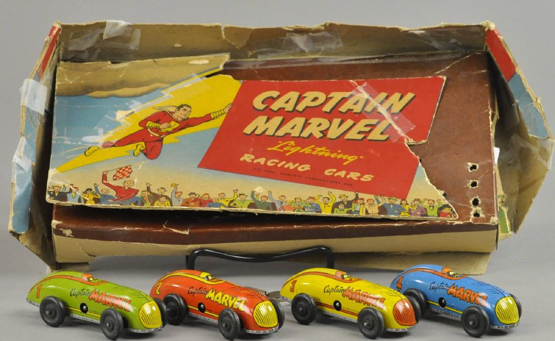 CAPTAIN MARVEL LIGHTNING RACING CARS BOXED SET (1 of 2)