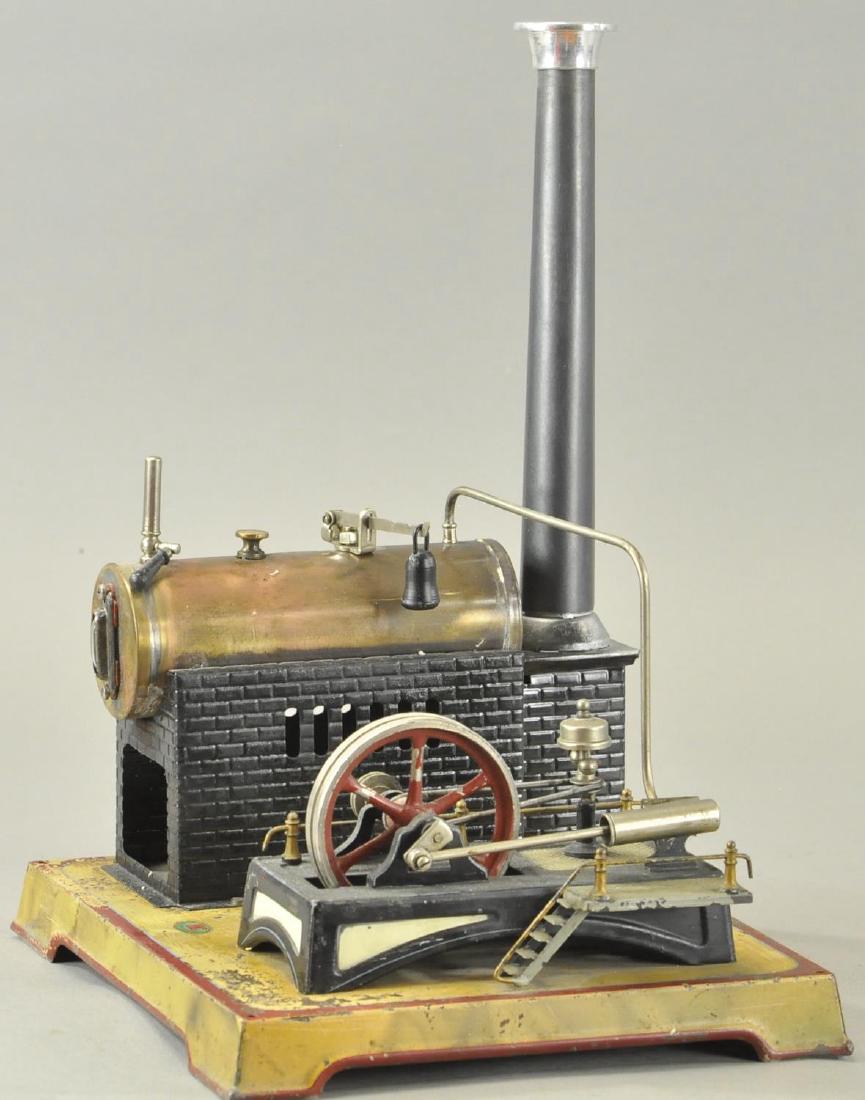 DOLL OVERTYPE HORIZONTAL STEAM ENGINE (1 of 3)