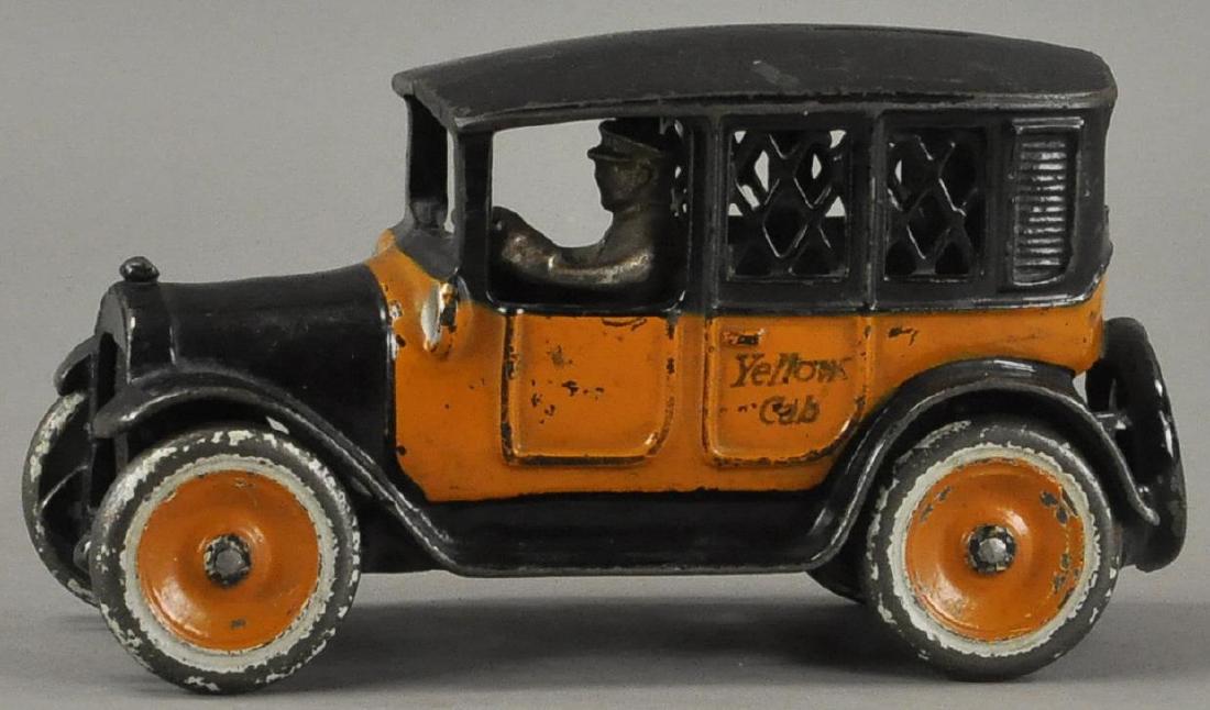 ARCADE YELLOW TAXI (1 of 4)