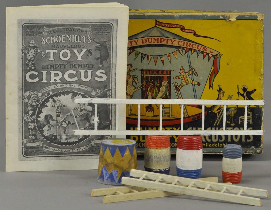 SCHOENHUT BOX AND ACCESSORIES (1 of 4)