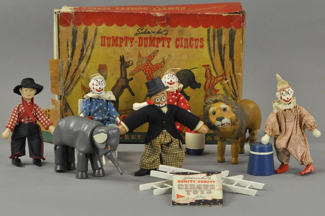 BOXED HUMPTY DUMPTY REDUCED SIZE CIRCUS GROUPING (1 of 4)