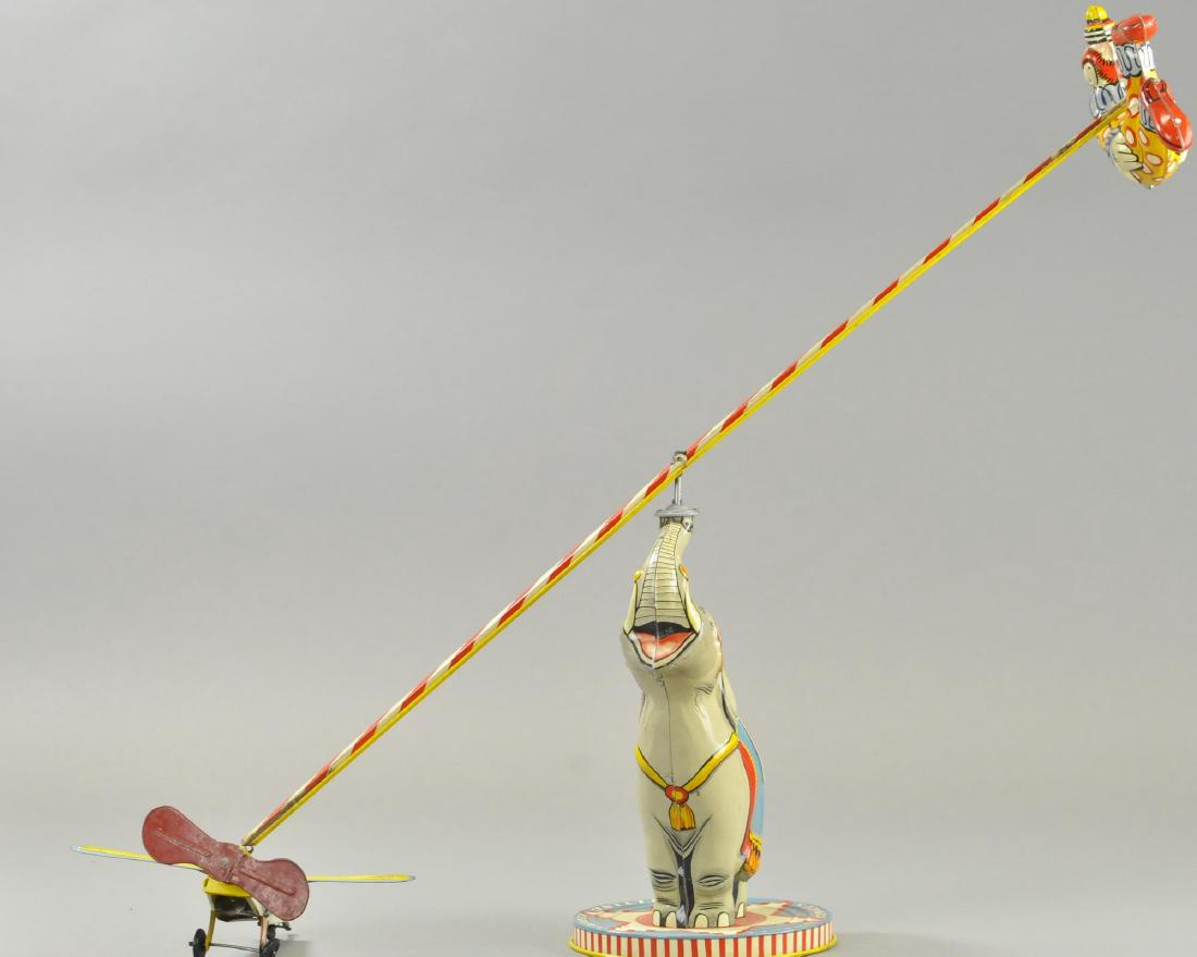 UNIQUE ART FLYING CIRCUS (1 of 3)