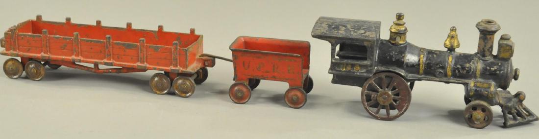 WILKINS CAST IRON FLOOR TRAIN (1 of 2)