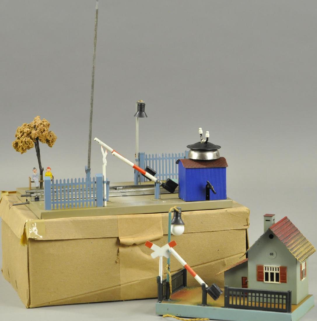 TWO MARKLIN CROSSINGS (1 of 2)