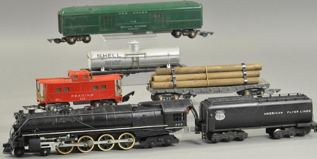 AMERICAN FLYER 4-8-4 LOCOMOTIVE & ROLLING STOCK (1 of 2)