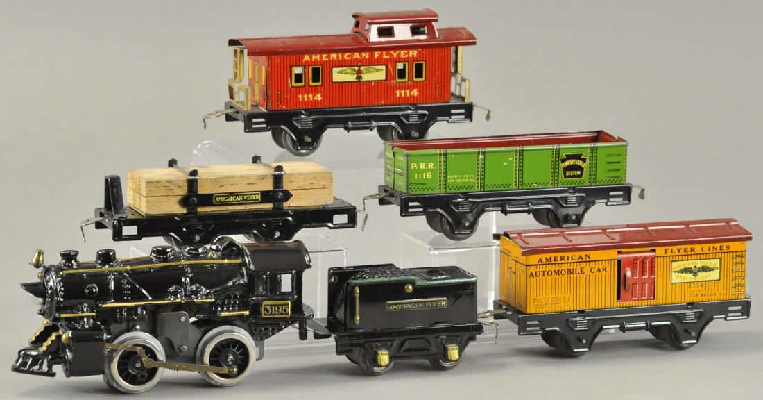 PRE-WAR LITHO AMERICAN FLYER LINES 4 WHEEL (1 of 2)