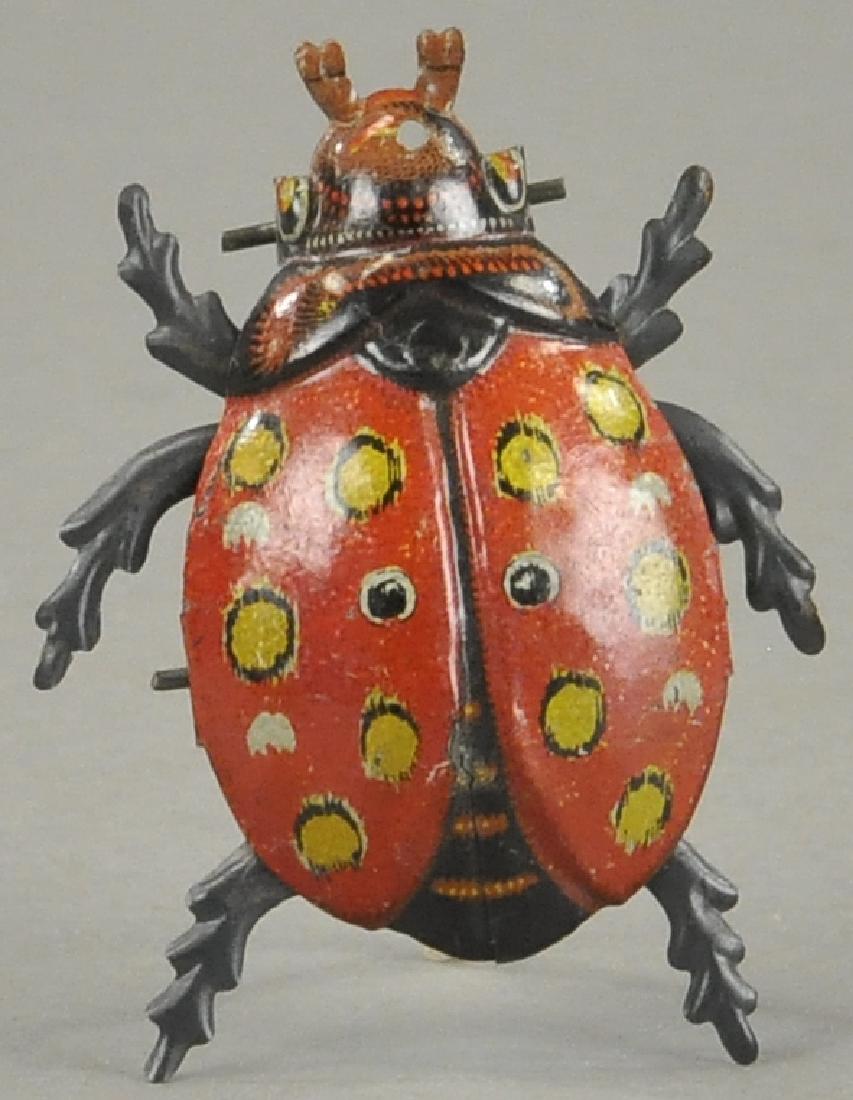 CRAWLING BEETLE PENNY TOY (1 of 2)