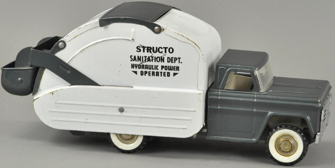 STRUCTO SANITATION DEPT TRUCK (1 of 4)