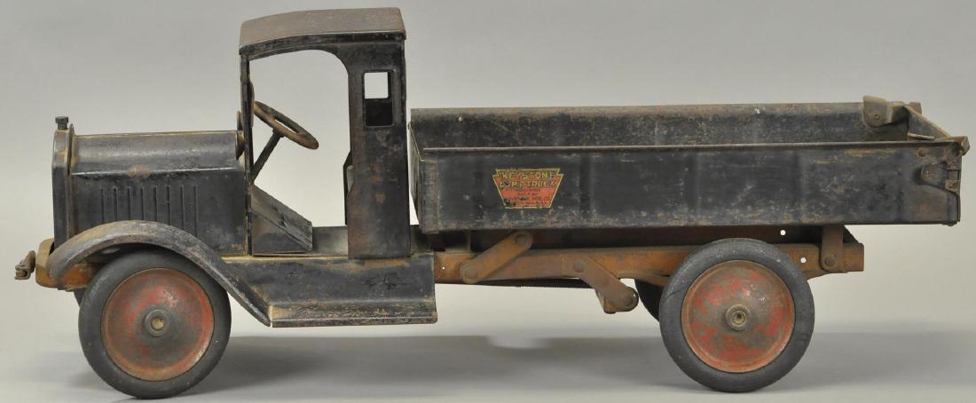 KEYSTONE PACKARD DUMP TRUCK (1 of 4)