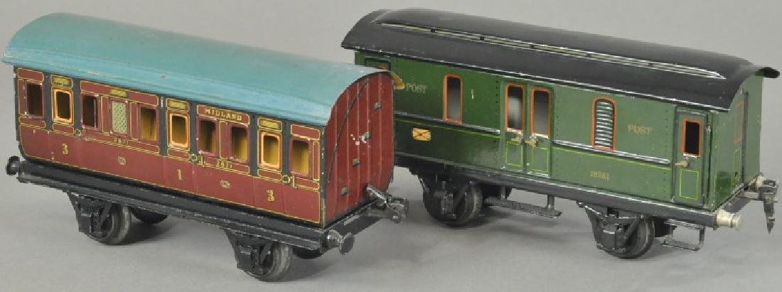 PAIR OF  MARKLIN 1GAUGE TRAIN CARS (1 of 2)