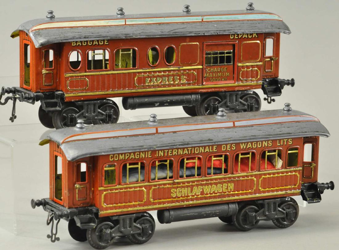 PAIR OF BING 1 GAUGE BAGGAGE/SLEEPING CARS (1 of 4)
