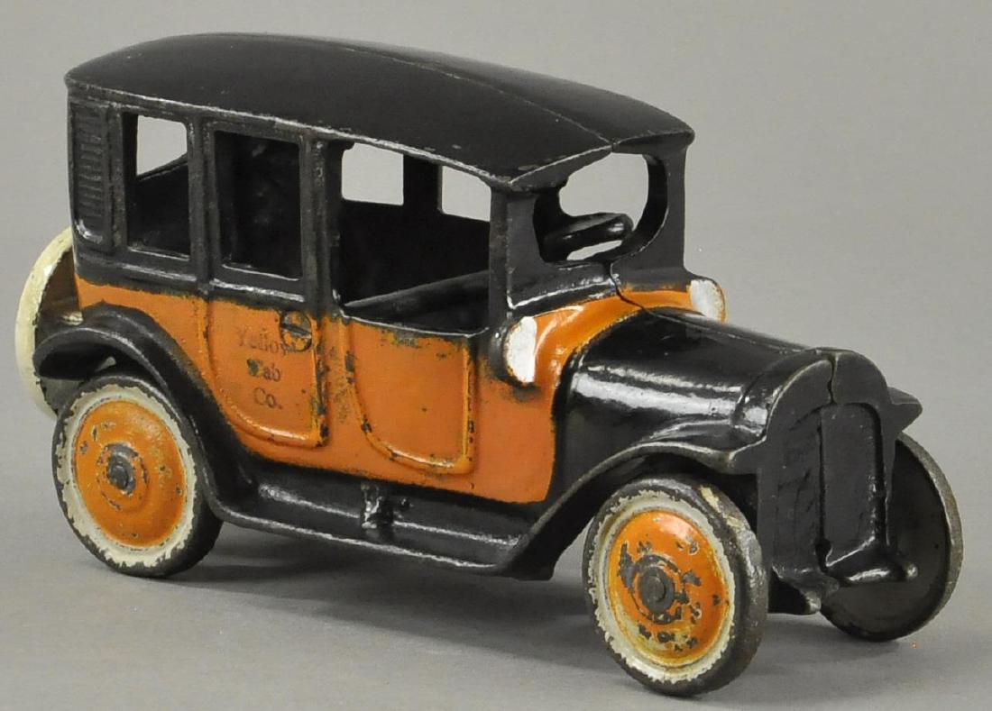 FREIDAG YELLOW CAB TAXI (1 of 3)