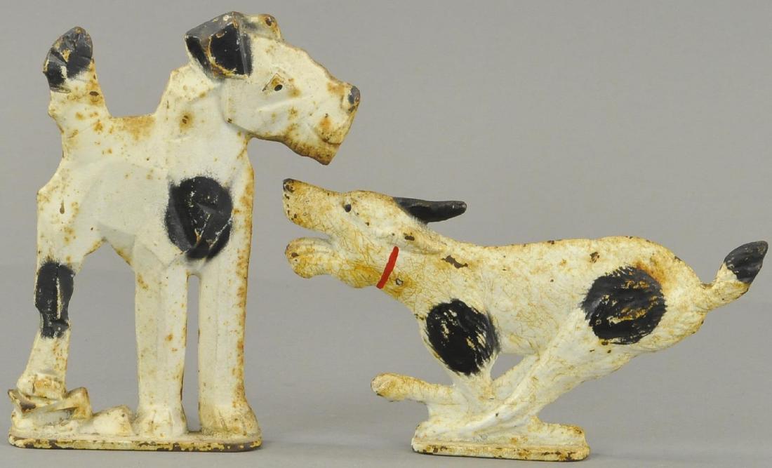 LOT OF TWO SPENCER SMALL DOGS DOORSTOPS: 456. Bertoia BASICS Online: LOT OF TWO SPENCER SMALL DOGS DOORSTOPS 6" h. All Original Condition.