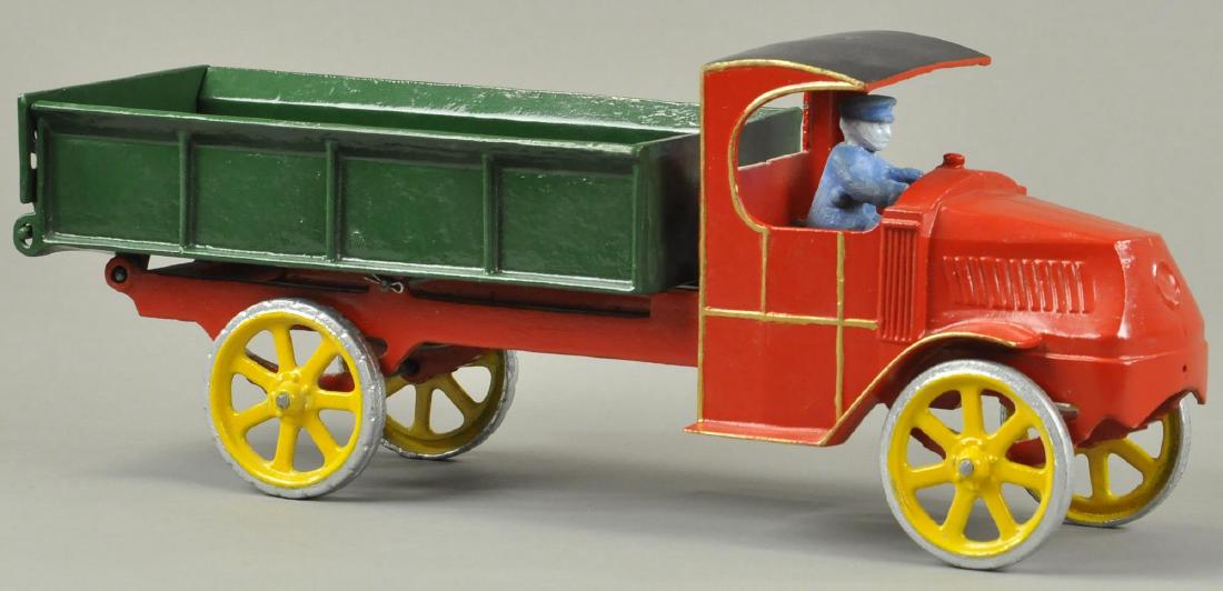 DENT OVERSIZED DUMP TRUCK (1 of 3)