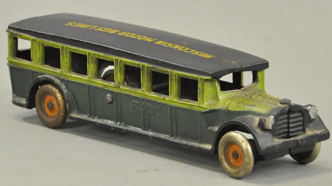 ARCADE FAGEOL - WINSCONSIN PRIVATE LABEL: Nice multi-color combination with private label "Wisconsin Motor Bus Lines" stenciled on roof. Ex. Dick Ford Collection. 8" l.