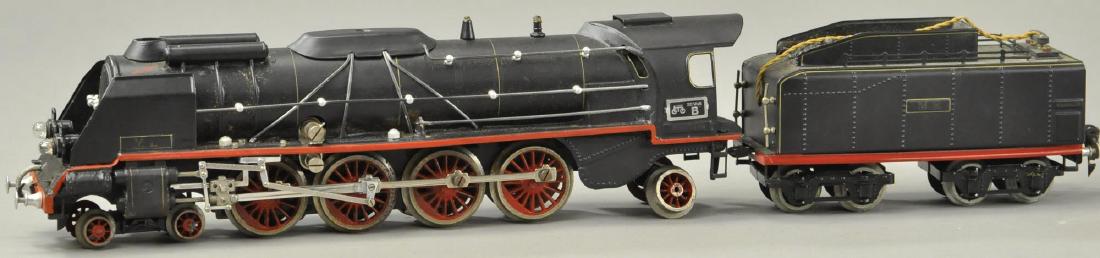 MARKLIN ELECTRIC ME 4-8-2 LOCOMOTIVE (1 of 2)